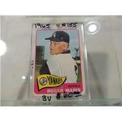 1965 TOPPS #155 ROGER MARIS BASEBALL CARD