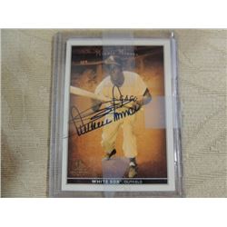 AUTOGRAPHED BASEBALL CARD MINNIE MINOSO HALL FAMER