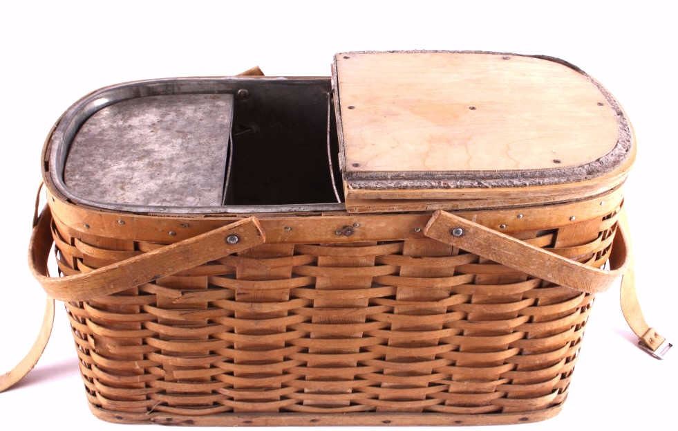 1930's Hawkeye Oak Insulated Picnic Basket