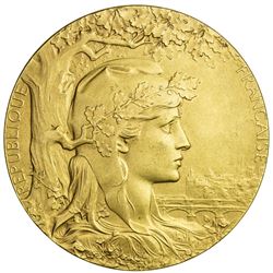 FRANCE: gilt AE medal, 1900. EF