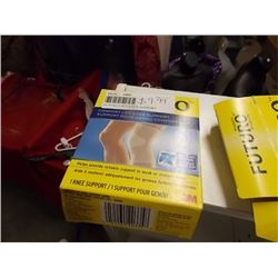 FUTURO KNEE SUPPORT - NEW - LARGE