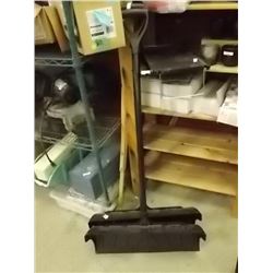 NEW HEAVY DUTY SNOW SHOVELS - BLACK - 2 TOTAL ALL ONE MONEY