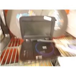 PORTABLE DVD PLAYER - RCA - 12 VOLT