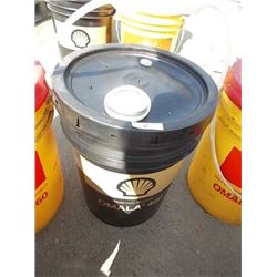 FULL 5 GAL PAIL - SHELL - OMALA 460