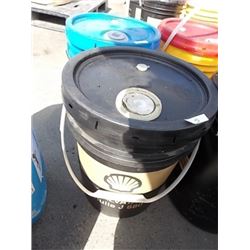 FULL 5 GAL PAIL - SHELL - VALVALA OIL J 680