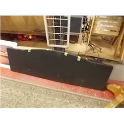 BLACK SHELVING