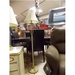 WROUGHT IRON FLOOR LAMP