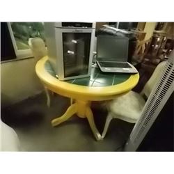MAPLE & TILE ROUND DINING TABLE