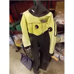 WET/SURVIVAL SUIT
