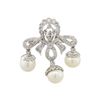 Image 1 : 18KT White Gold 1.01ctw Diamond and Pearl Brooch