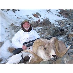 AR Hunting Consultants: 12 Days with 10 Days Hunting for Marco Polo Sheep in Kyrgyzstan