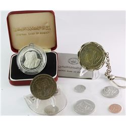 Kuwait, Two Dinars, (1976), 15th Anniversary of Independence (KM.15, 15a)