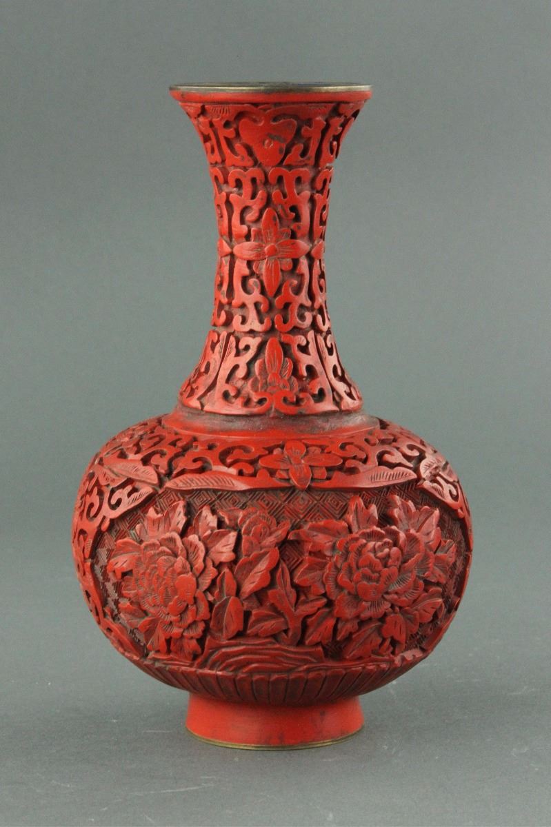 Chinese Red Lacquer Vase