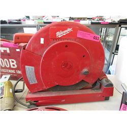 Milwaukee heavy duty circular saw - used