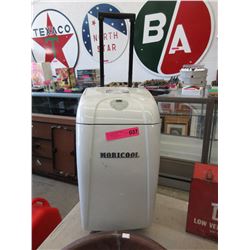 Small portable electric cooler - used