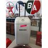 Image 1 : Small portable electric cooler - used