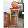 Image 1 : Vintage - Shell product display cabinet