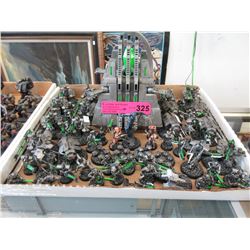 50 Warhammer 40,000 models