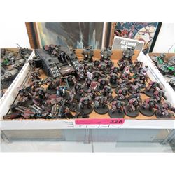 40 Warhammer 40,000 models