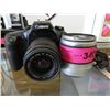 Image 1 : Canon EOS 35mm camera with zoom lens