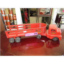 Vintage - Structo tractor hauler