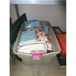 Tote of curtains & table runners - some new