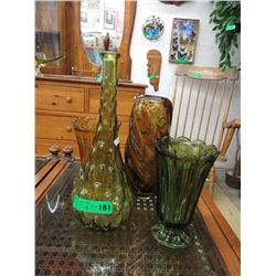 4 Vintage art glass vases