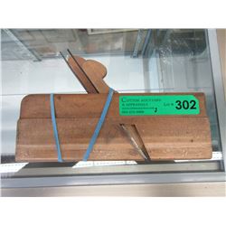 2 Vintage wood joiner planes