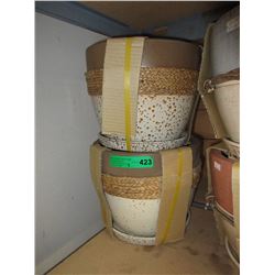 2 Sets of new plant pots
