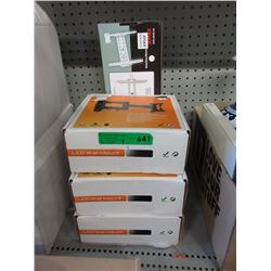 4 New LCD wall mount