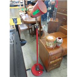 Vintage electric floor lamp - as is.