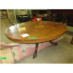 Victorian Burl walnut parlor table