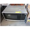 Image 1 : Microwave with Stainless Steel Front - used