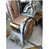Image 1 : Delta 4" Belt Sander & 6" Disc Sander - used