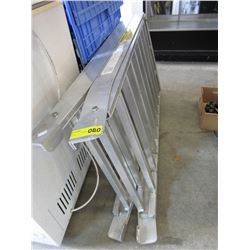 Aluminum Fold Out Ramp - used