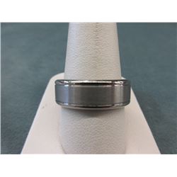 New - Mans' Titanium Wedding Band Ring