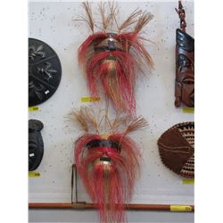 2 Wicker wall masks