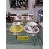 Image 1 : 4 Vintage bone china teacup & demitasse