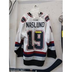 Autographed - Marcus Naslund jersey