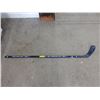 Image 1 : Autographed - Bobby Hall hockey stick