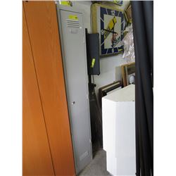 Single locker