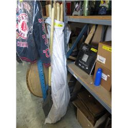 11 New wood handled shovels