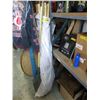 Image 1 : 11 New wood handled shovels