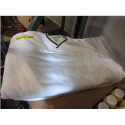 8 New white sweatshirts - size XL