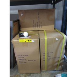 8 Cases of new golf ball brushes