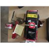 Image 1 : 3 Vintage tools