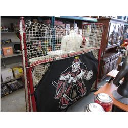 Large hockey net
