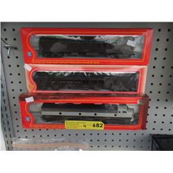 4 IHC Scale model train cars