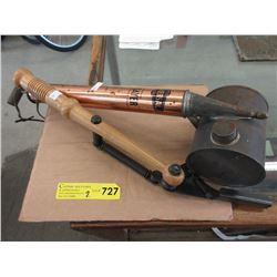 Vintage pump spray & skeet shooter
