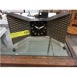 Mid-Century modern "Snider" collectible